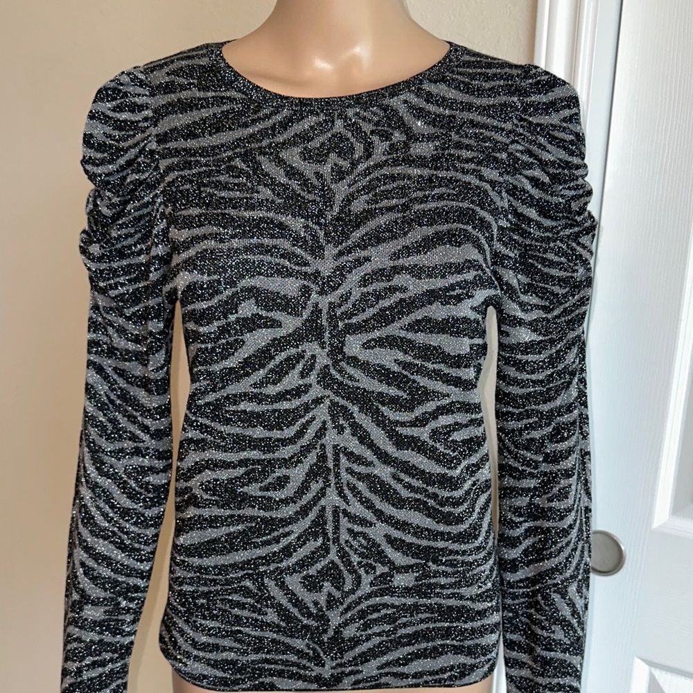 NWT Express Black and Gray Zebra Print Blouse Zs M.